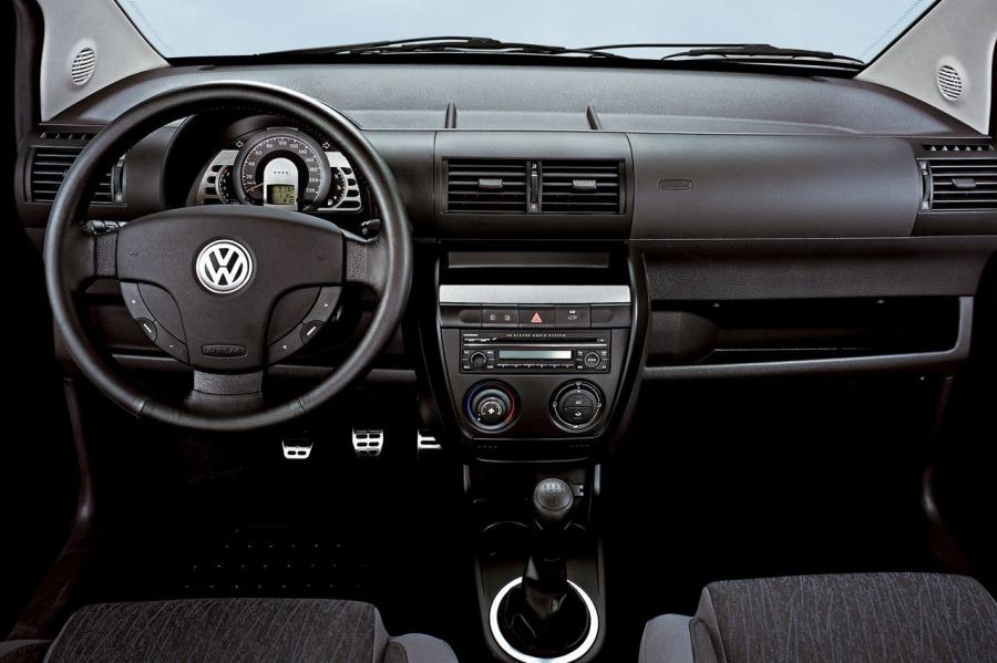  Volkswagen CrossFox 2007 года  (фото 2 из 4)